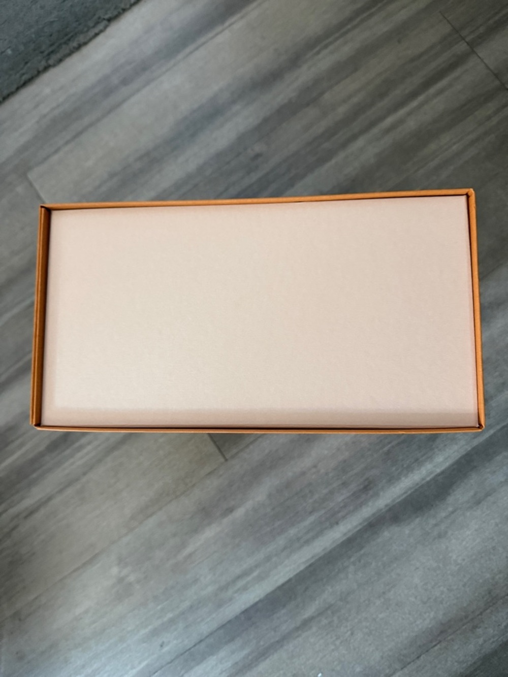 Louis Vuitton Square Box - Picture 7 of 10